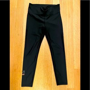 PE NATION VERY FLATTERING LEGGINGS (L)